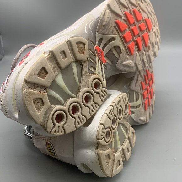 Nike Air Max Plus TN Women’s Gunsmoke Gray Digi Pink Camo Size 6.5 - Picture 6 of 7